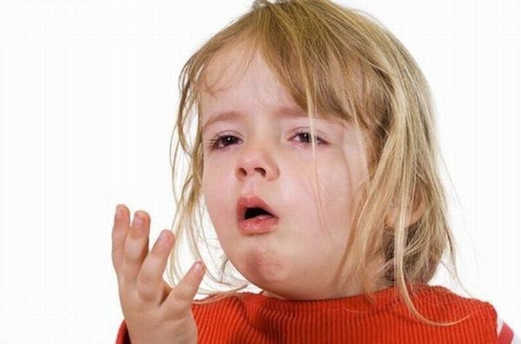 What to do when a Child with cough or pneumonia shows signs of chest retractions