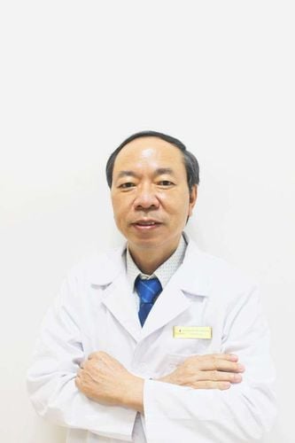 Bác sĩ   Phí Vĩnh Bảo