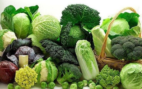 Eating a lot of green vegetables is good for mothers after a C-section.