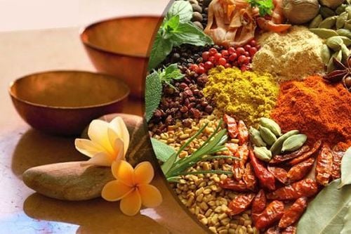 Using friendly products such as ginger helps improve the condition of melasma