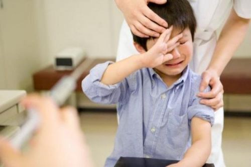 What Should Be Done If a Child Experiences Foreskin Itching?