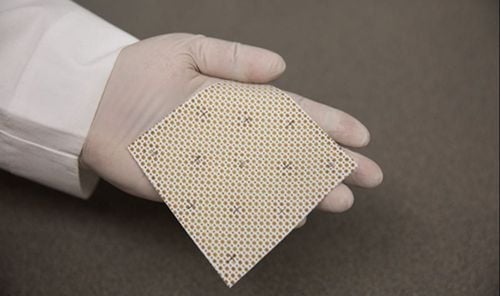 Notes on Using Ointment Gauze for Wound Dressing to Prevent Adhesion