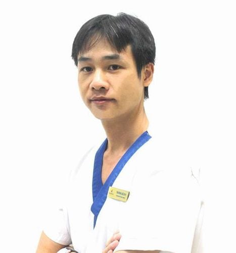 Điều dưỡng Trương Bá Duy