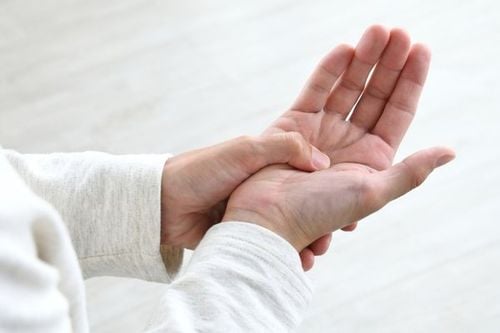 tingling can cause discomfort for patients